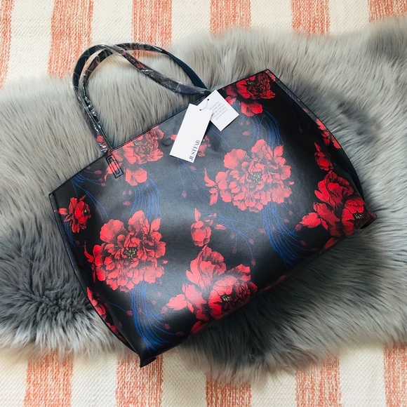 JustFab Handbags - Floral tote bag